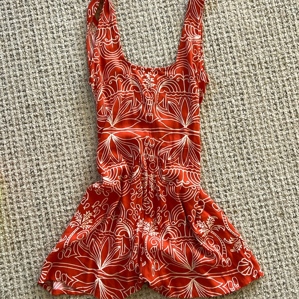 Ava sky fighting eel romper size XS